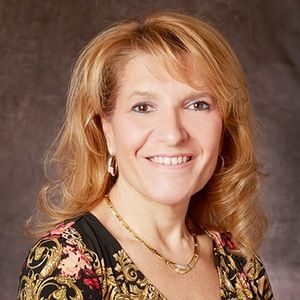 Meet your Posher, Pierina